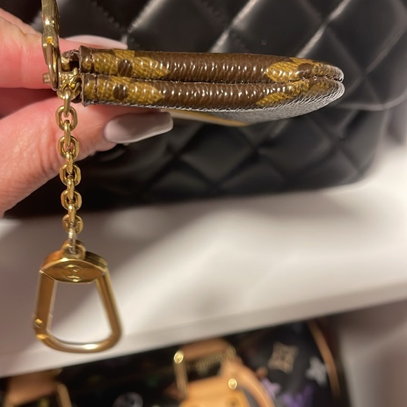 Lv Grooms cles key holder wallet in good condition - Picture 7 of 11